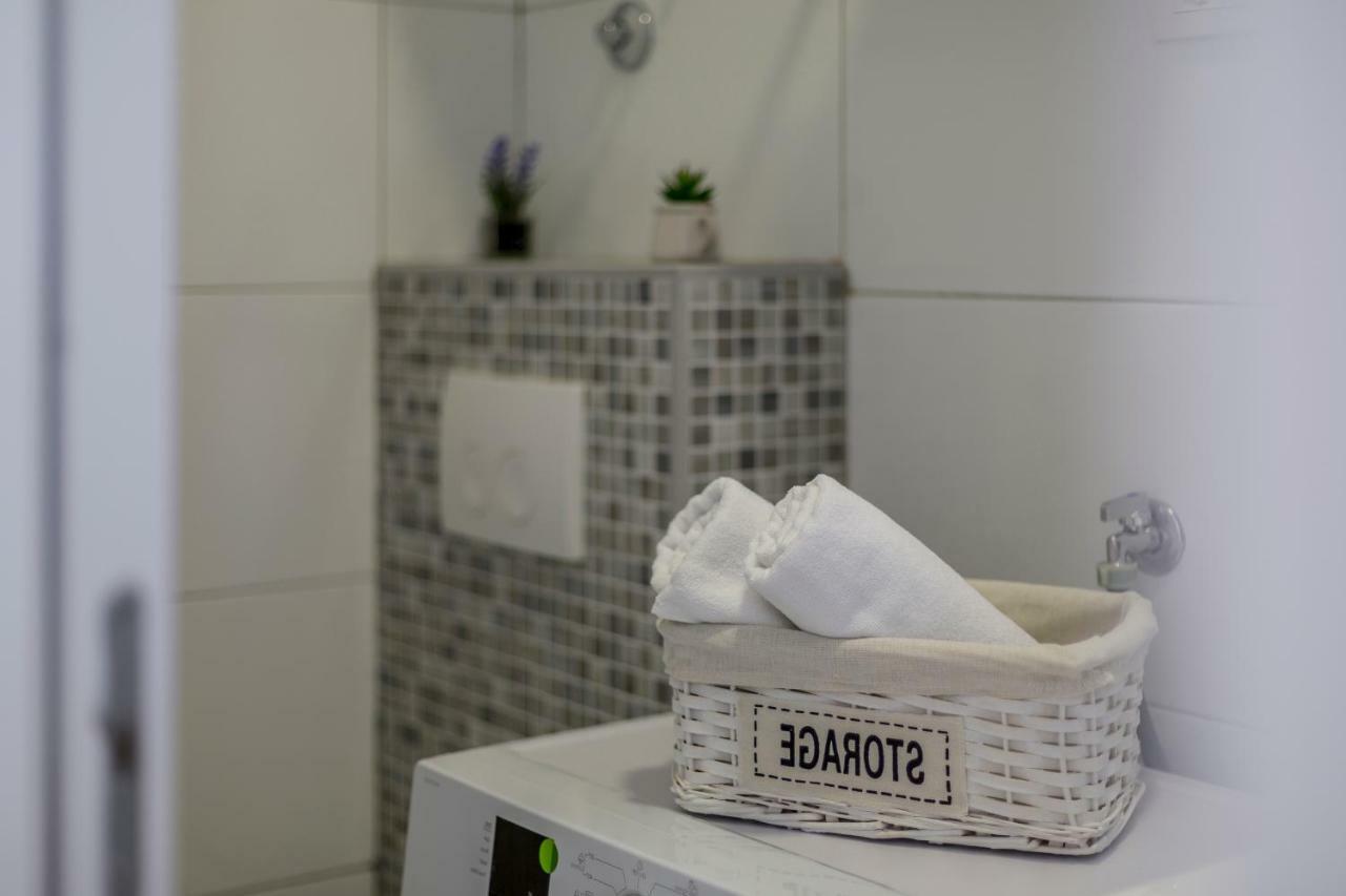 Studio Apartments Twins Сплит Экстерьер фото