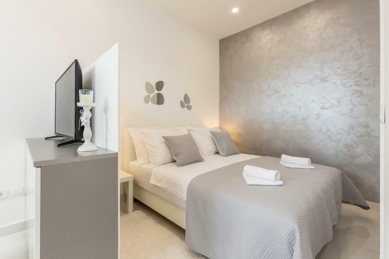 Studio Apartments Twins Сплит Экстерьер фото