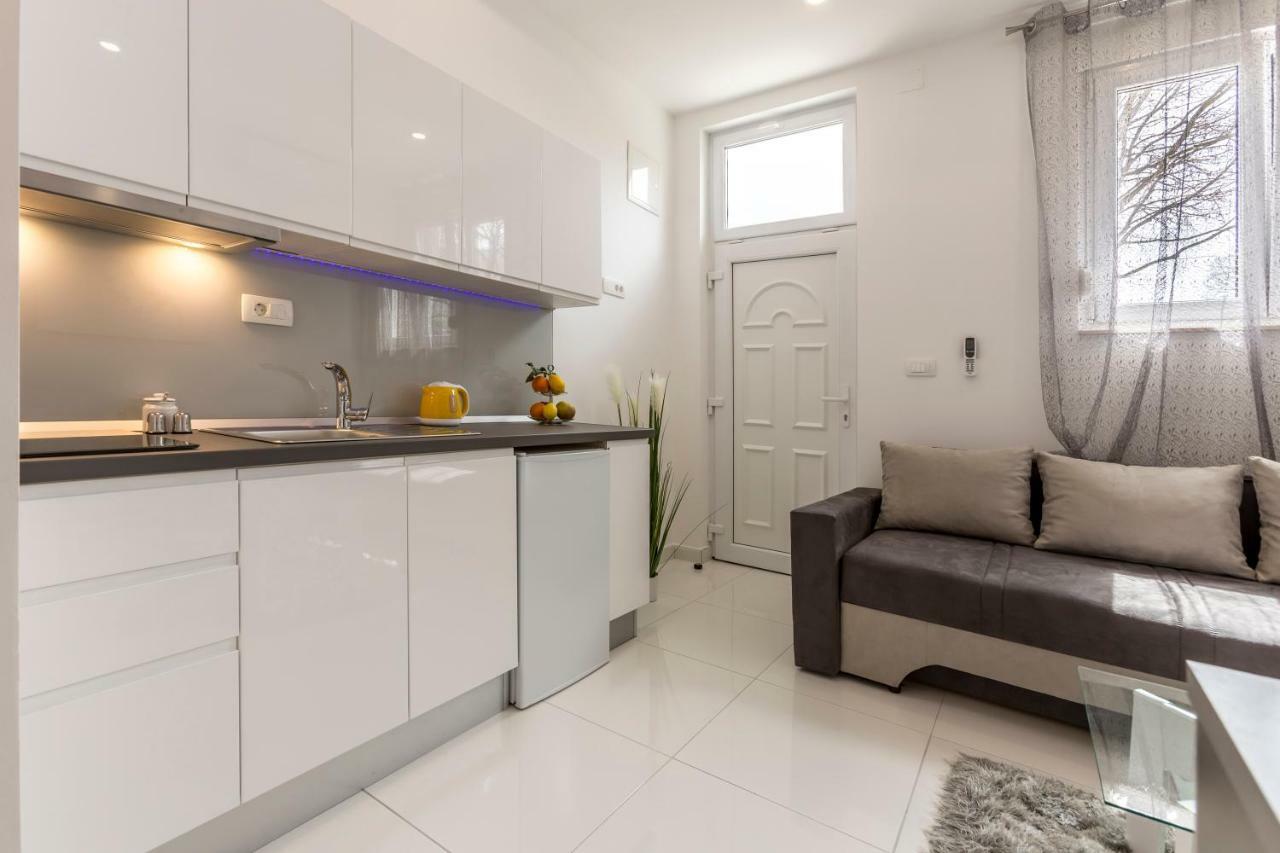 Studio Apartments Twins Сплит Экстерьер фото